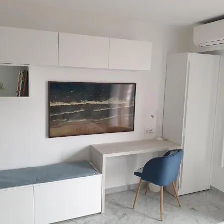 Beautiful T1 With Sea View * Nizza